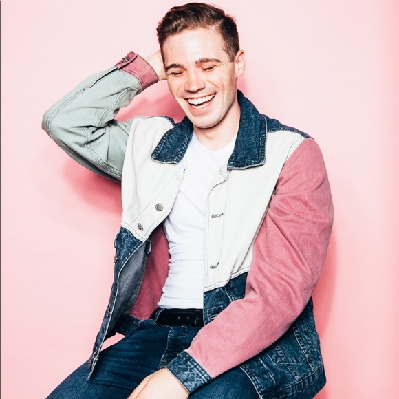 bdg colorblocked denim trucker jacket